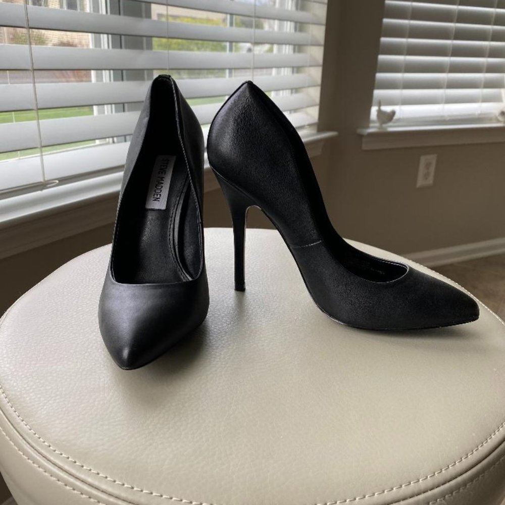 Steve Madden Pumps